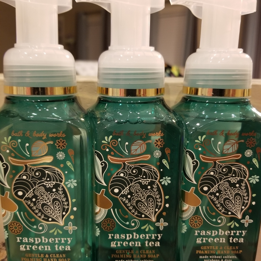 RASPBERRY GREEN TEA